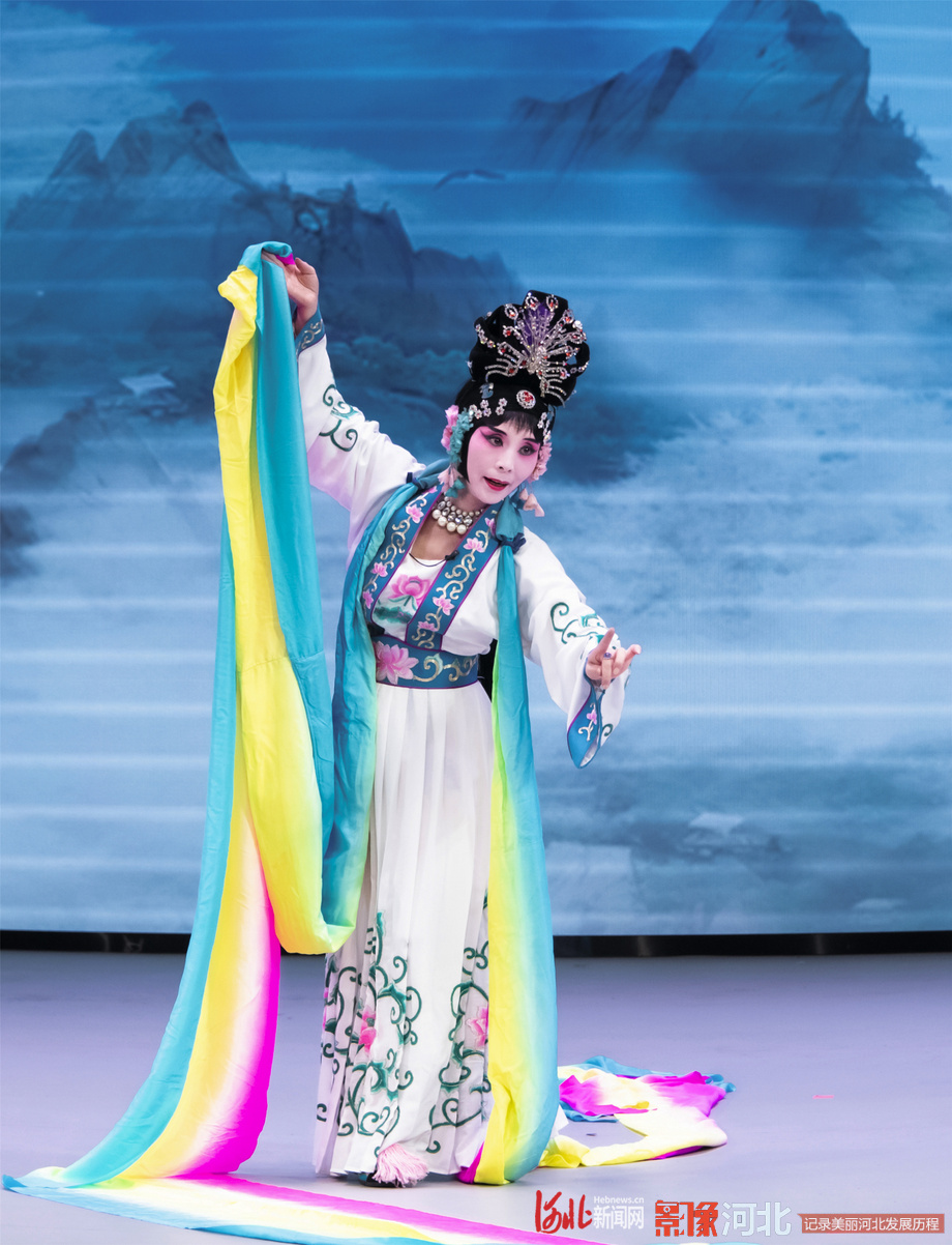 京剧《天女散花》剧照